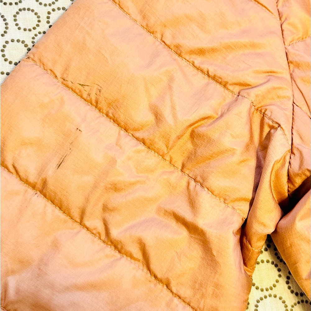 Girl size S (7-8) Patagonia Peach Quilted Jacket - Picture 5 of 7